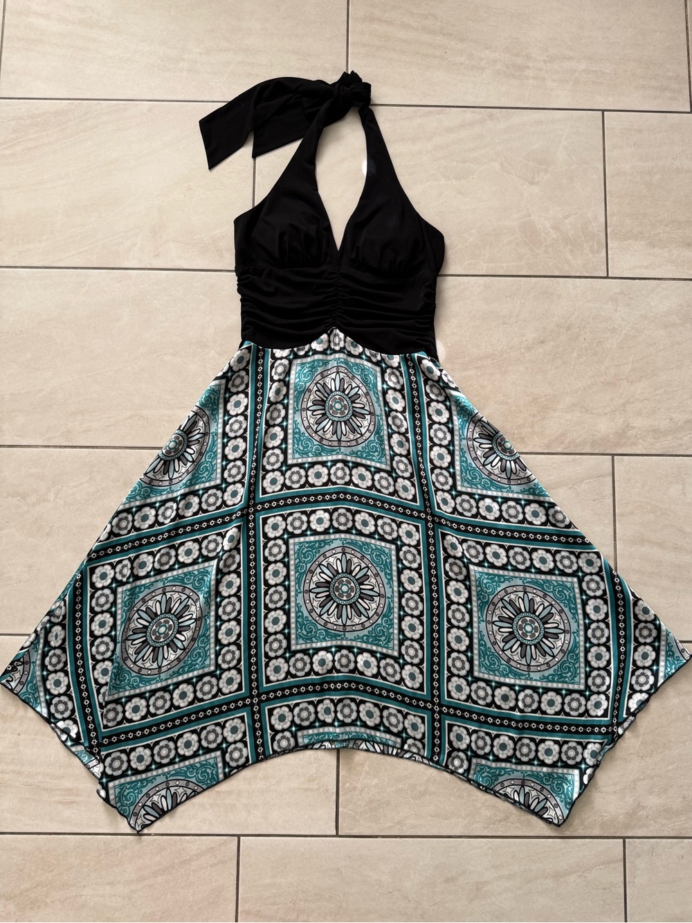 Dressbarn Size 6 Y2K Boho Halter Dress Teal Medallion Handkerchief Hem Ruched - Picture 2 of 13